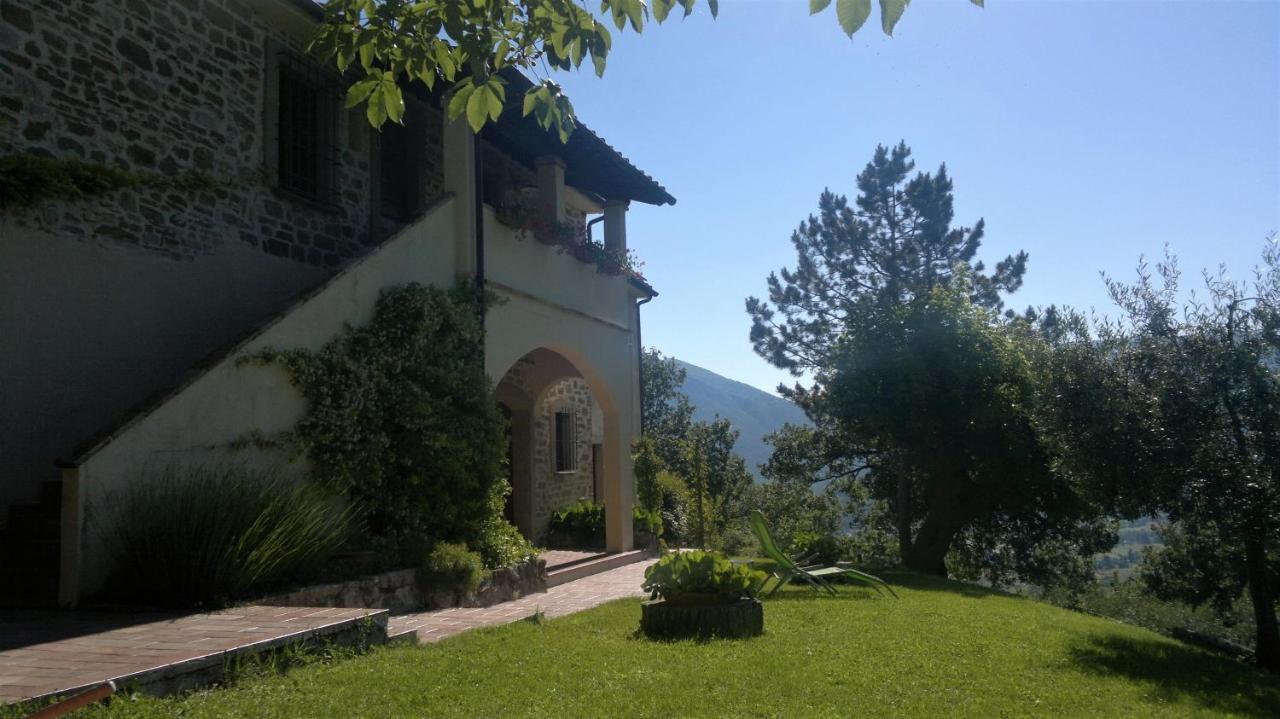 Casale Degli Ulivi Villa Gualdo Tadino Exterior photo
